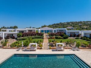 10-Day-Design-It-Yourself-Luxury-Yoga-Retreat-in-Algarve-Portugal_1