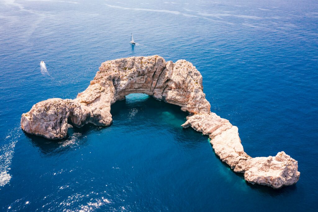 yoga and welleness retreats in ibiza