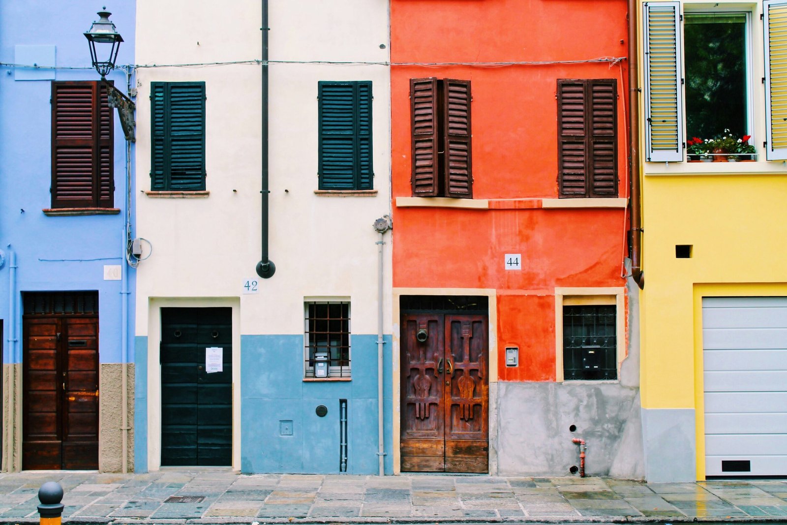 italy, colorful houses