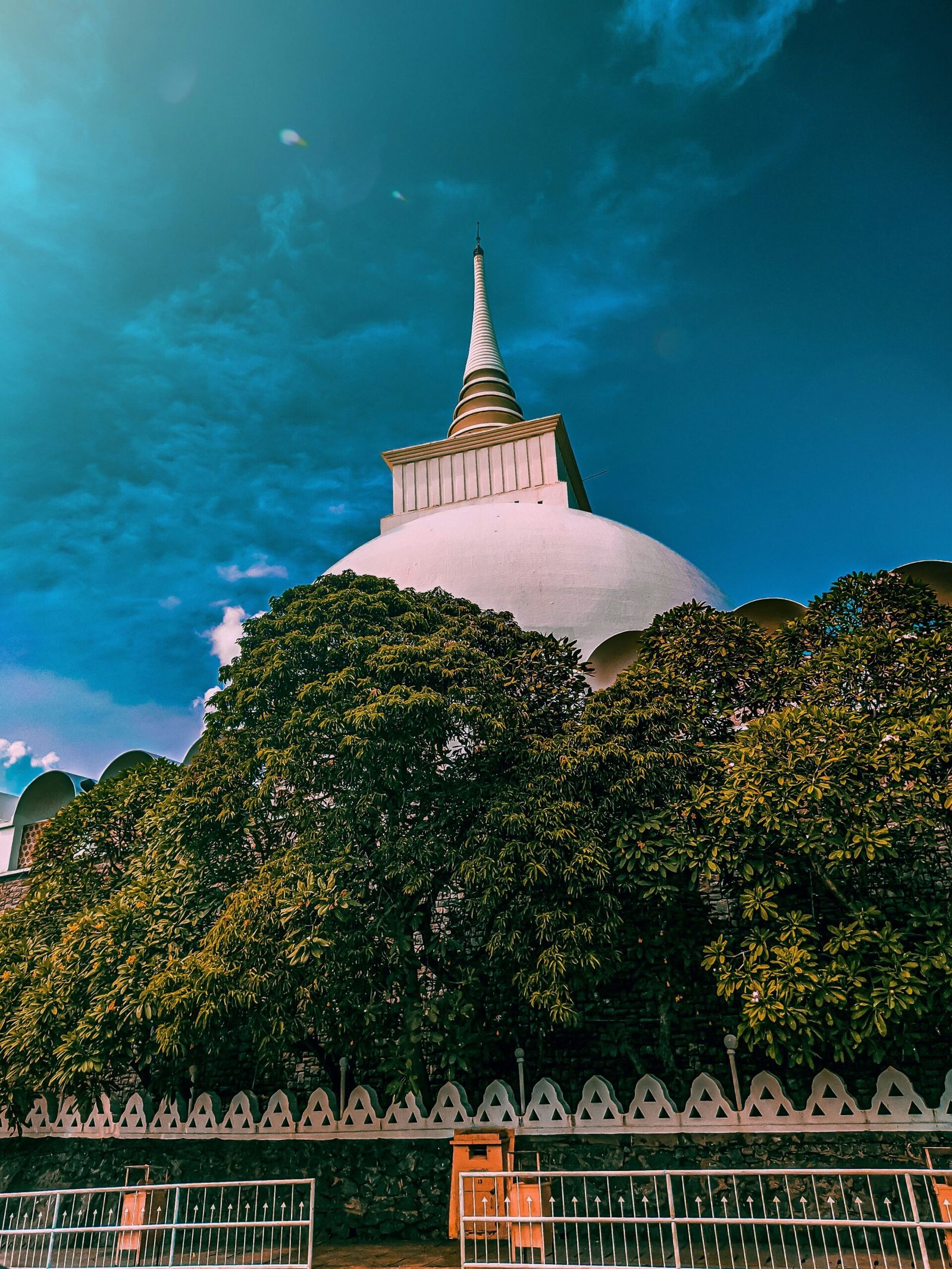 Temple of the Tooth in Kandy, Sri Lanka, reflecting the sacred and contemplative side of a winter yoga retreat.