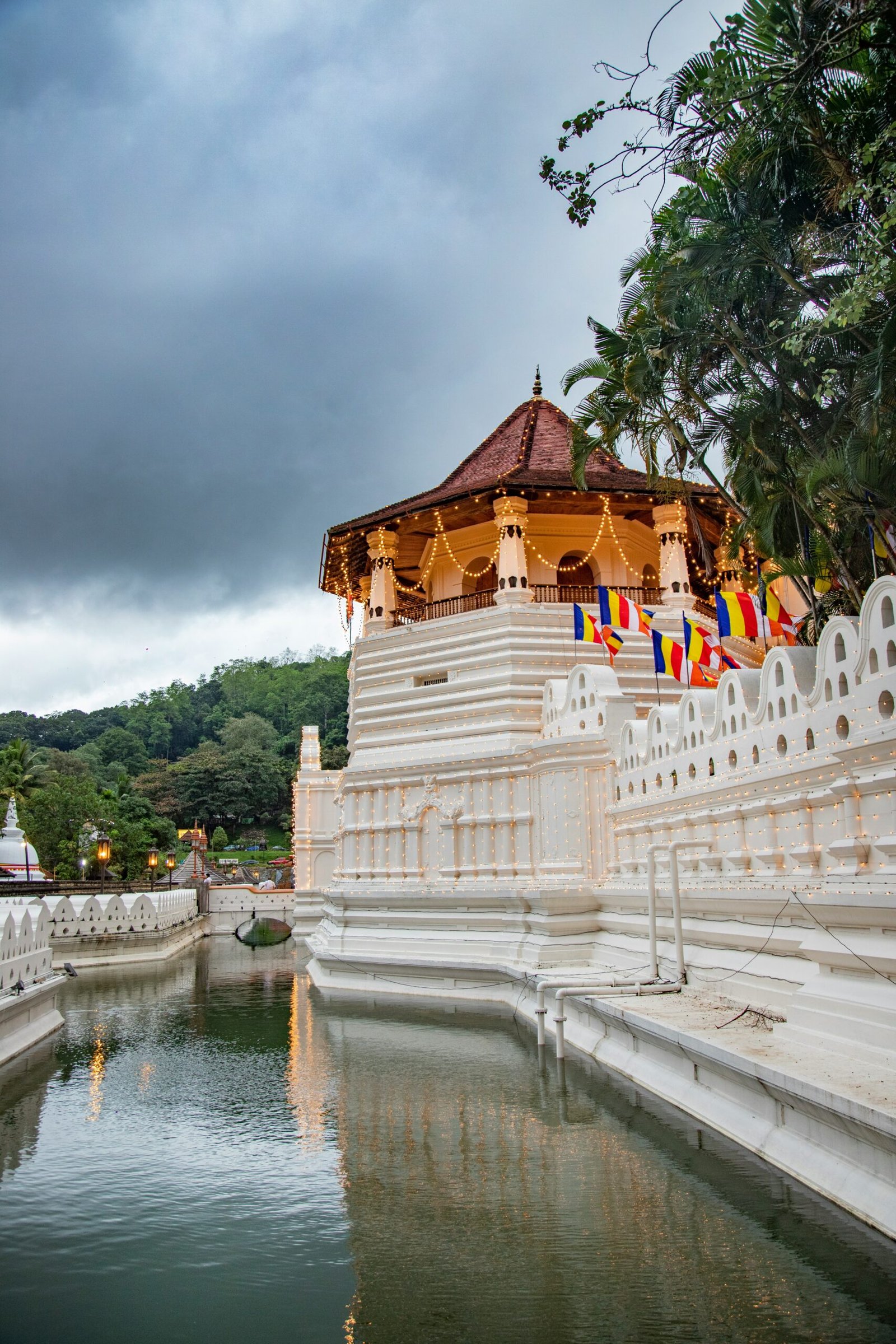 Temple of the Tooth in Kandy, Sri Lanka, adding spiritual depth and ritual energy to a yoga retreat journey.