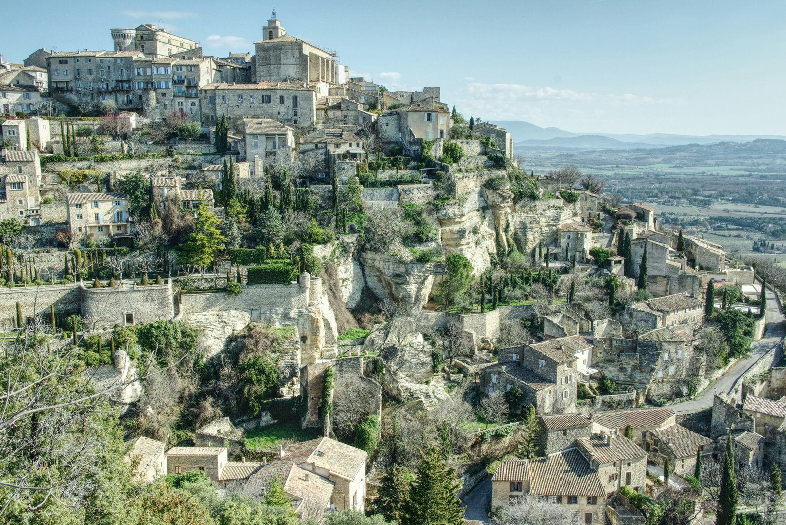 Hilltop village of Gordes in Provence, offering a peaceful and inspiring setting for a France yoga retreat.