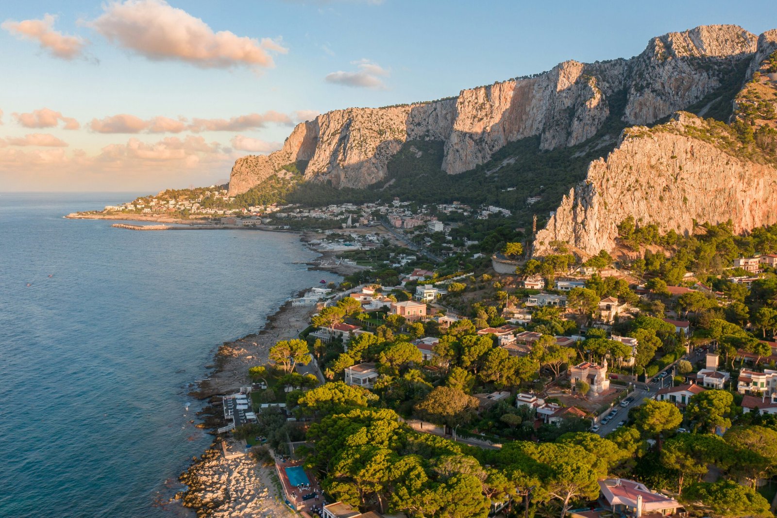 what to pack when travelling to italy for a yoga retreat