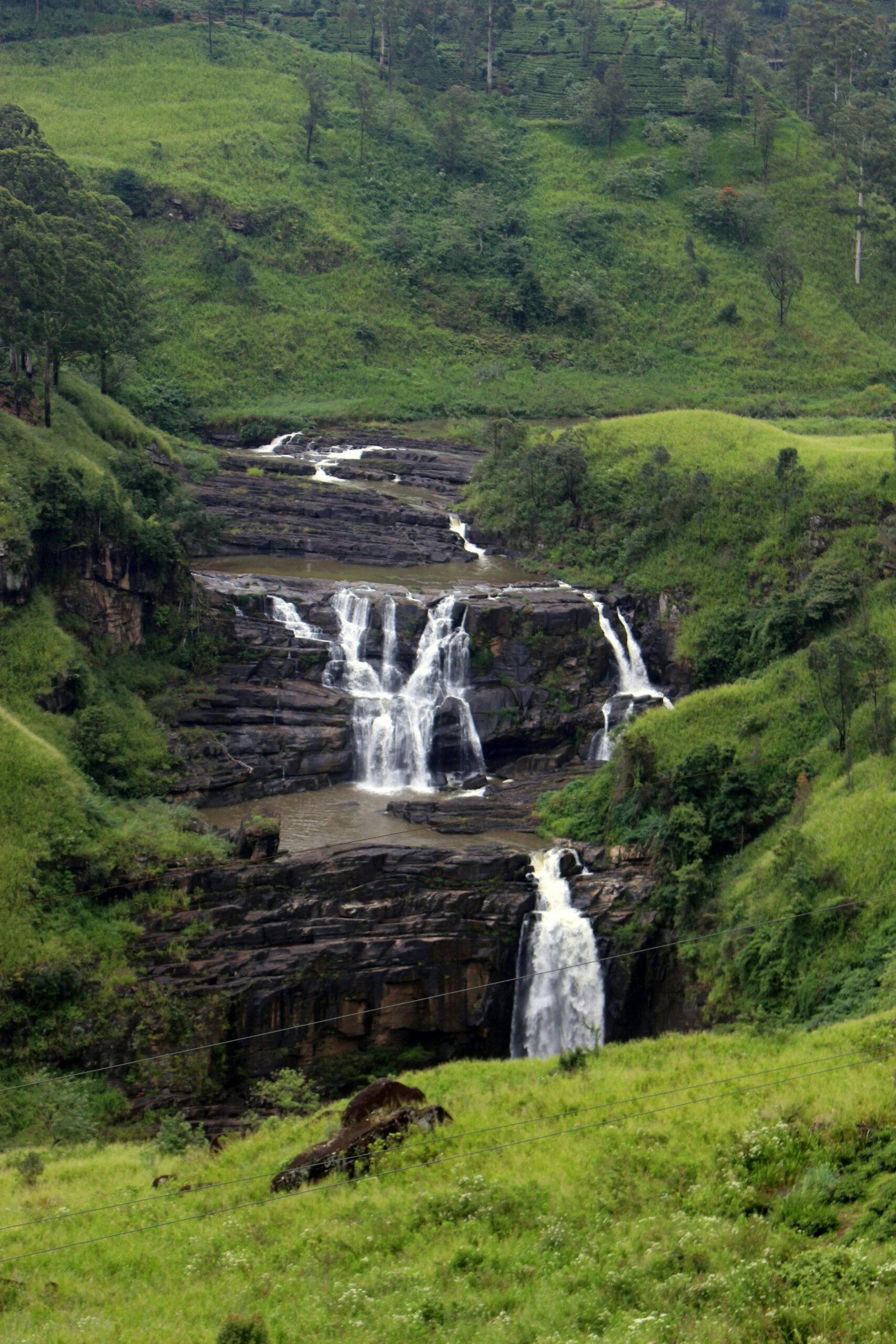 Waterfall in Nuwara Eliya, Sri Lanka, bringing a cool, restorative, and nature-filled atmosphere to a hill-country yoga retreat.