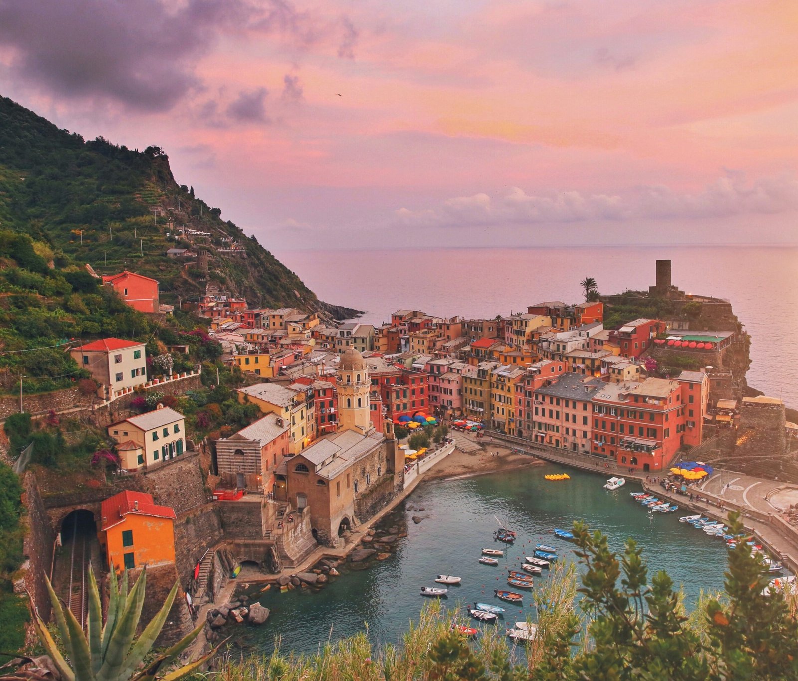best yoga retreats in italy in october
