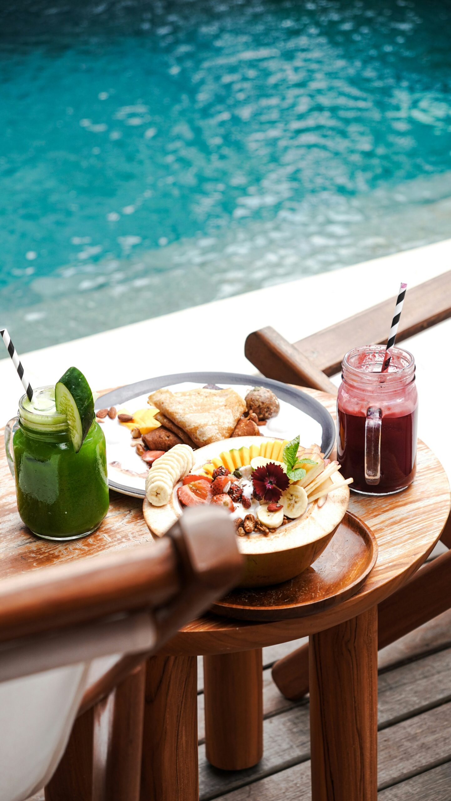 Fresh fruit breakfast by the pool at a relaxing wellness retreat