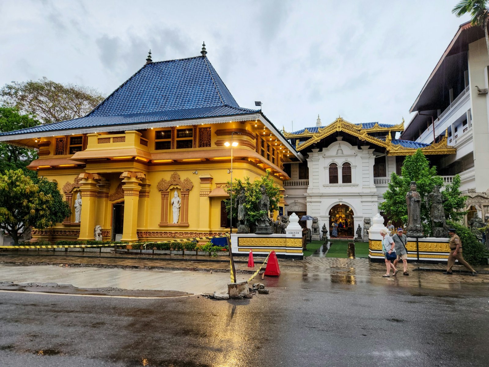 Gangaramaya Temple in Colombo, Sri Lanka, bringing cultural richness and spiritual character to a retreat itinerary.